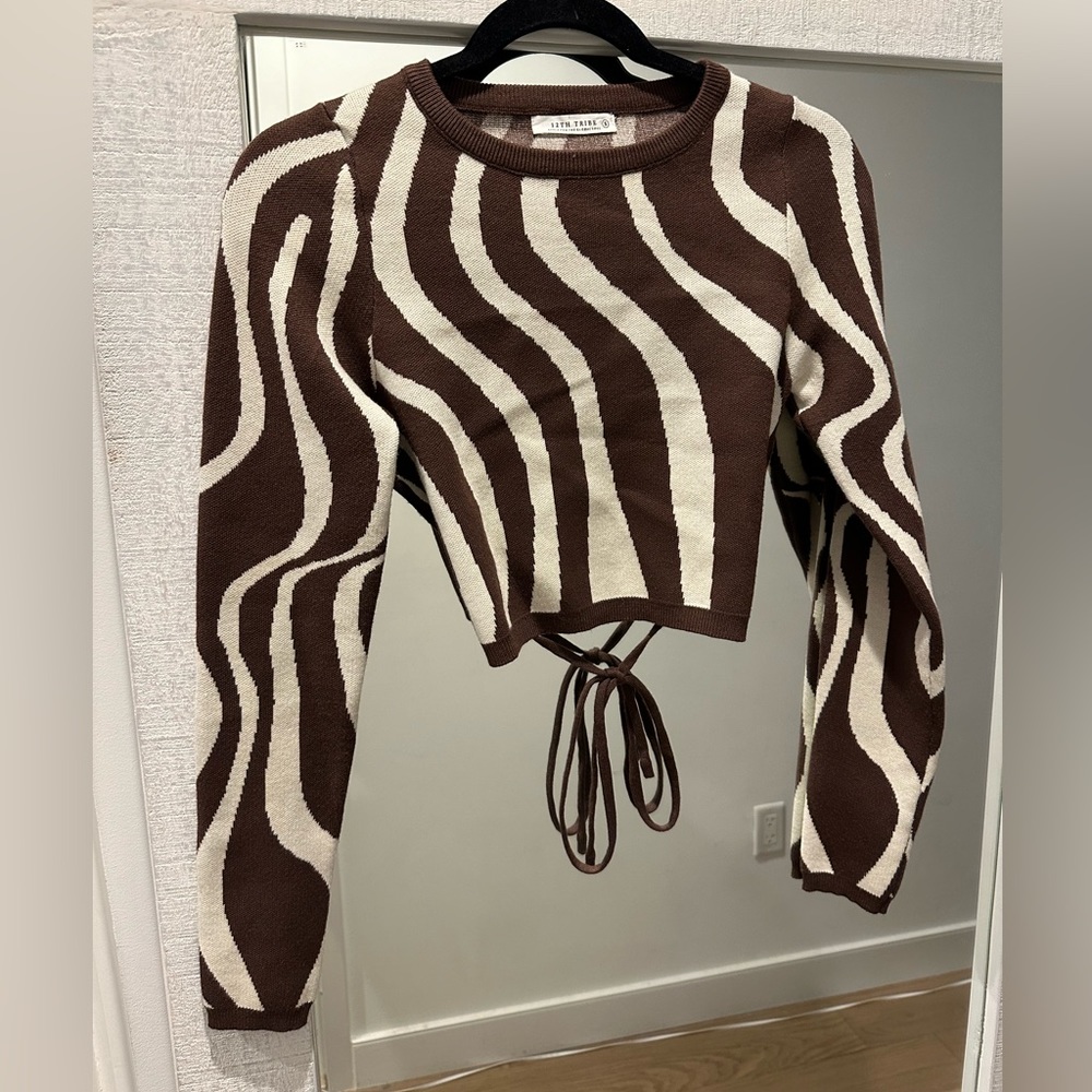 12th Tribe Zebra Open Back Cropped Sweater Top